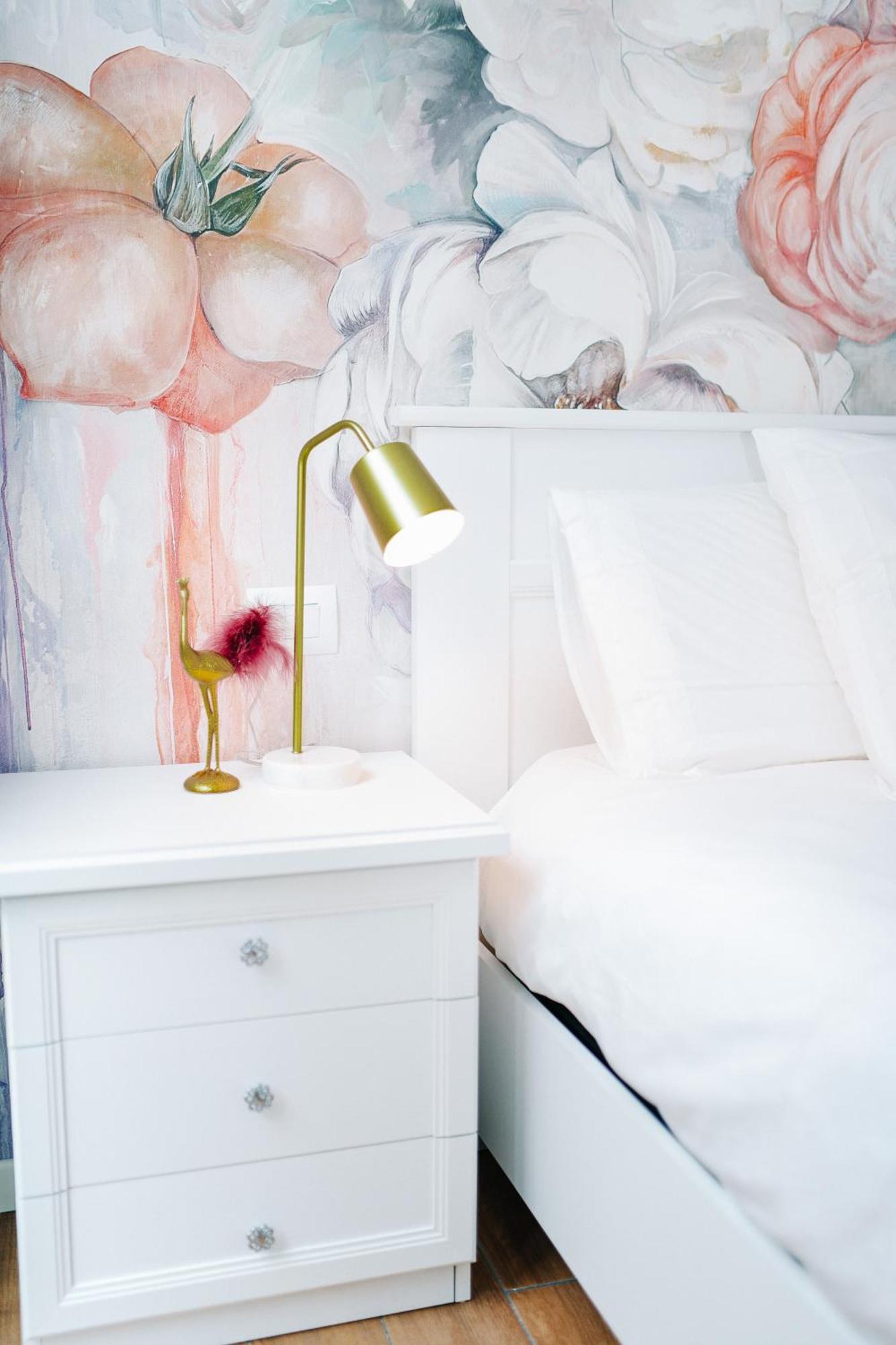 Lora Rose Suite ,Free Parking, Self Check In,2 コモ エクステリア 写真